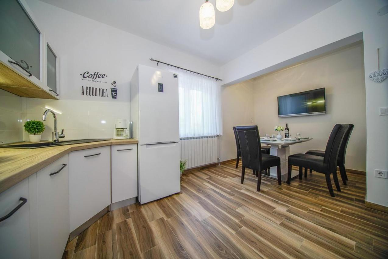 Apartman Mate Сплитска Экстерьер фото